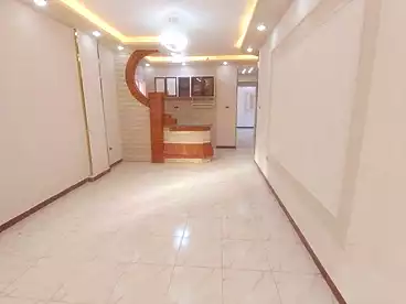 شقق للبيع في شاطئ النخيل - ٦ اكتوبر، العجمي، 100 متر