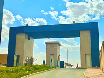 شقق للبيع في كمبوند سيفورا هايتس - مدن، كمبوند بالتجمع الخامس، 250 متر