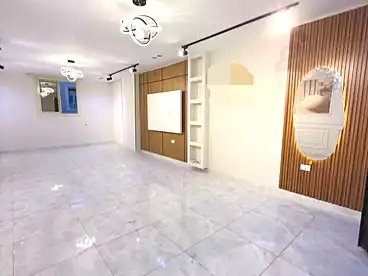 شقق للبيع في اللبيني، فيصل، 160 متر