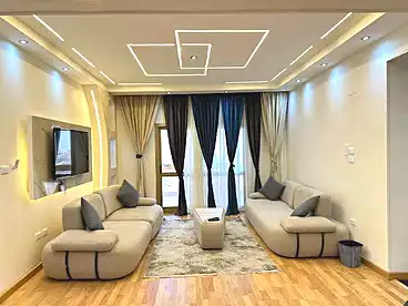 عقارات للإيجار في شارع احمد ماهر، مدينة المنصورة، 140 متر