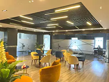 عقارات للإيجار في شارع التسعين الشمالي، شارع التسعين، 530 متر