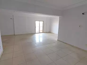 عقارات للإيجار في شارع عبد العزيز فهمي، ميدان سانت فاتيما، 220 متر