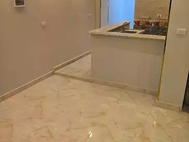 شقق للبيع في اللبيني، فيصل، 80 متر