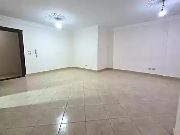 شقق للبيع في طريق الجيش، سيدي بشر، 135 متر
