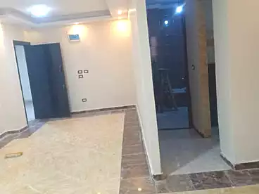 شقق للبيع في شارع الزهور، البيطاش، 100 متر