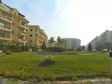 Apartments For sale in Mall of Arabia - Marakez, Compounds in 6 October, 185 sqm