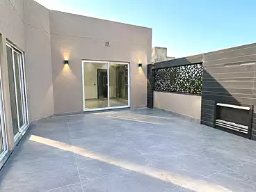فلل للبيع في كمبوند الباتيو هيلز - لافيستا، كمبوند بالتجمع السادس، 218 متر
