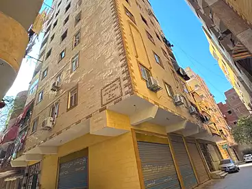 شقق للبيع في شارع المجزر الالي، اللبيني، 140 متر