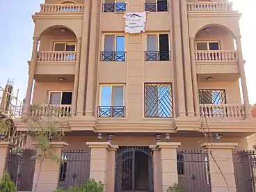 عقارات للبيع في الحي الثالث وثلاثون، العاشر من رمضان، 160 متر