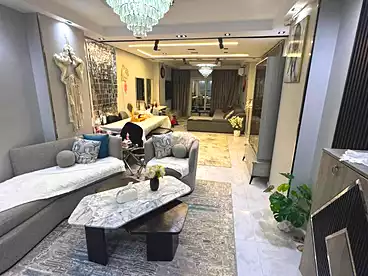 عقارات للإيجار في شارع مصطفي حافظ، النعام، 170 متر