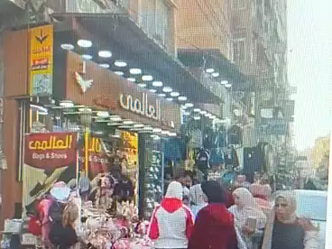 محلات للبيع في شارع الجلاء، مدينة طنطا، 1300 متر