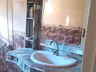 عقارات للبيع في شارع الحنفية، البيطاش، 550 متر