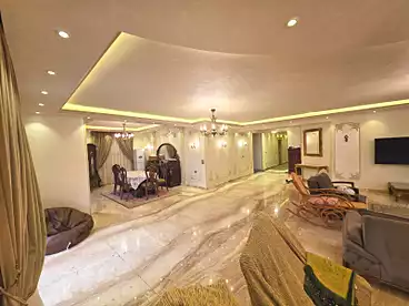 شقق للبيع في شارع طيار زهير شلبي، النرجس 1، 425 متر