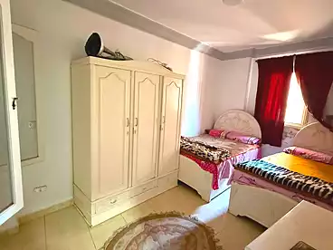 عقارات للبيع في طريق الجيش، المندرة، 80 متر