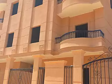 Apartments For sale in Greek Quarter, 10th of Ramadan, 140 sqm