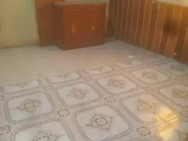 Building For sale in Takseem El Amal, Madinat El Salam, 140 sqm