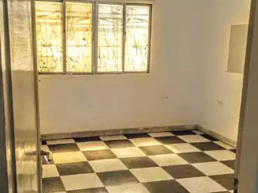 Commercial For rent in Salim Al Awal St, El Zaytoun El-Bahareya, 140 sqm
