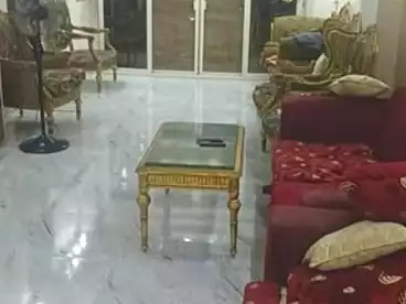 عقارات للإيجار في منشية التحرير، عين شمس، 135 متر