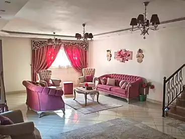 عقارات للبيع في شارع جمال عبد الناصر، جسر السويس، 180 متر