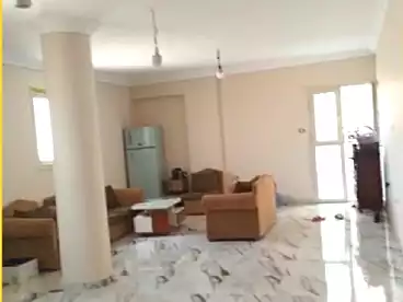 سكني للإيجار في شارع الوحدة العربية، عين شمس، 150 متر