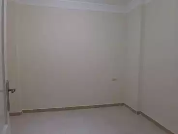 شقق للبيع في شارع البشوات، بيانكي، 150 متر