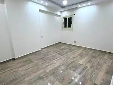 شقق للبيع في شارع محمود العيسوي، ميامي، 160 متر
