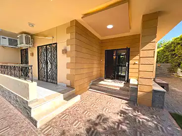 Villas For rent in Ahmed Rami St., Phase 1, 190 sqm