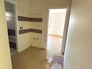 Apartments For rent in Street 100, Tenth Neighborhood, 215 sqm