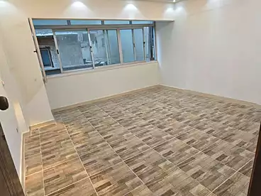 Apartments For sale in El Hanouvel, Al Agamy, 115 sqm