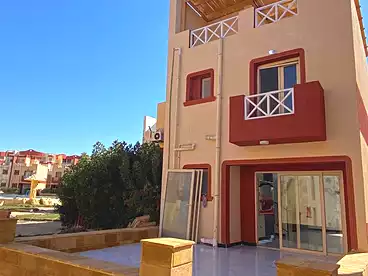 فلل للبيع في منتجع بيرلا - ستارز، منتجعات الساحل الشمالى، 350 متر