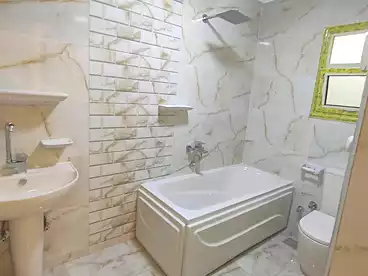 Apartments For rent in Sengar St., El Khalafwai, 150 sqm