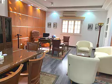 Offices For rent in Northern 90th St., 90th Street, 180 sqm