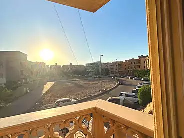 Properties For rent in Street 100, Tenth Neighborhood, 215 sqm