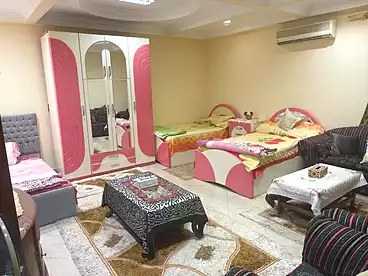 في شارع طه حسين، جنوب الاكاديميه (ب)، 220 متر