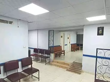 معرض للإيجار في شارع الملك فيصل، فيصل، 700 متر
