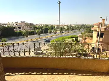 Apartments For sale in El Tala'ae Compound - Armed Forces, Compounds in New Cairo, 184 sqm