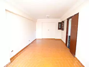 Apartments For sale in Ganaklis, Alexandria, 165 sqm
