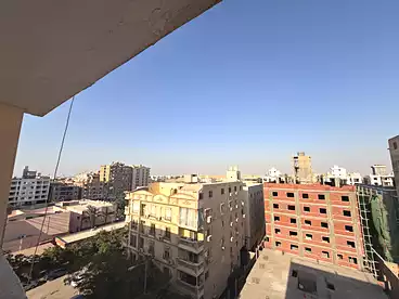 شقق للبيع في شارع 9، حي الدبلوماسيين، 175 متر