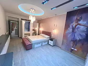 في شارع الجزيرة، المستثمرين الجنوبية، 1750 متر