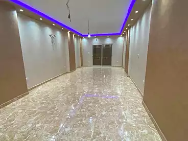 شقق للبيع في شارع المجزر الالي، اللبيني، 200 متر