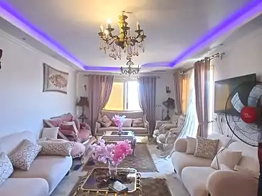شقق للبيع في شارع القاعدة، البيطاش، 150 متر