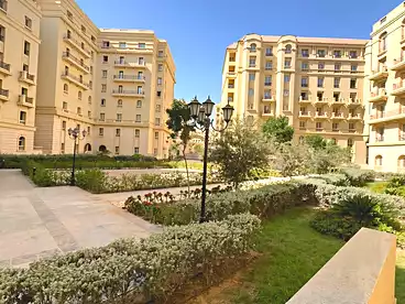 في جاردن سيتي - سيتي ايدج، الحي السكني الخامس - R5، 198 متر