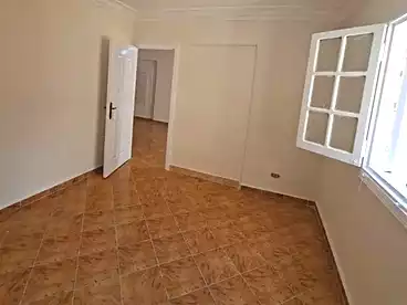 Apartments For sale in Gamal Abdel Nasser St., El Asafra, 125 sqm