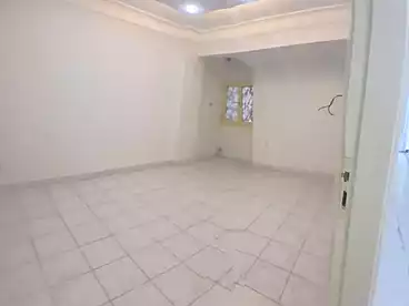 شقق للبيع في البيطاش، العجمي، 120 متر