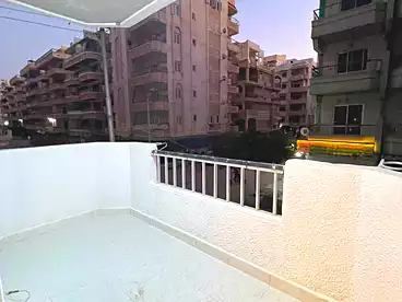 Apartments For sale in Shatee El Nakheel, Al Agamy, 100 sqm