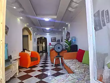 شقق للبيع في شارع الحنفية، البيطاش، 100 متر