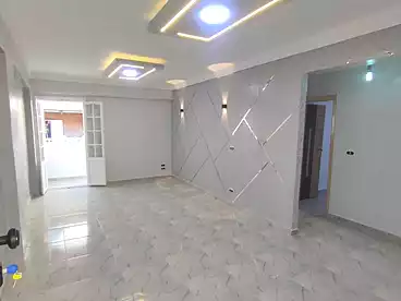 شقق للبيع في الفلكي، السيوف، 100 متر