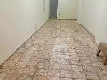 محلات للإيجار في سيدي بشر، الاسكندرية، 300 متر