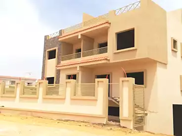 توين هاوس للبيع في شارع البستان، الحي السابع، 640 متر
