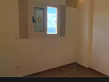 شقق للبيع في طريق الجيش، المندرة، 130 متر